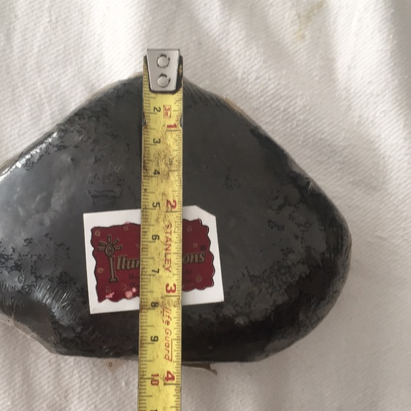 Rainee Illuminations Large Candle - Picture 8 of 9